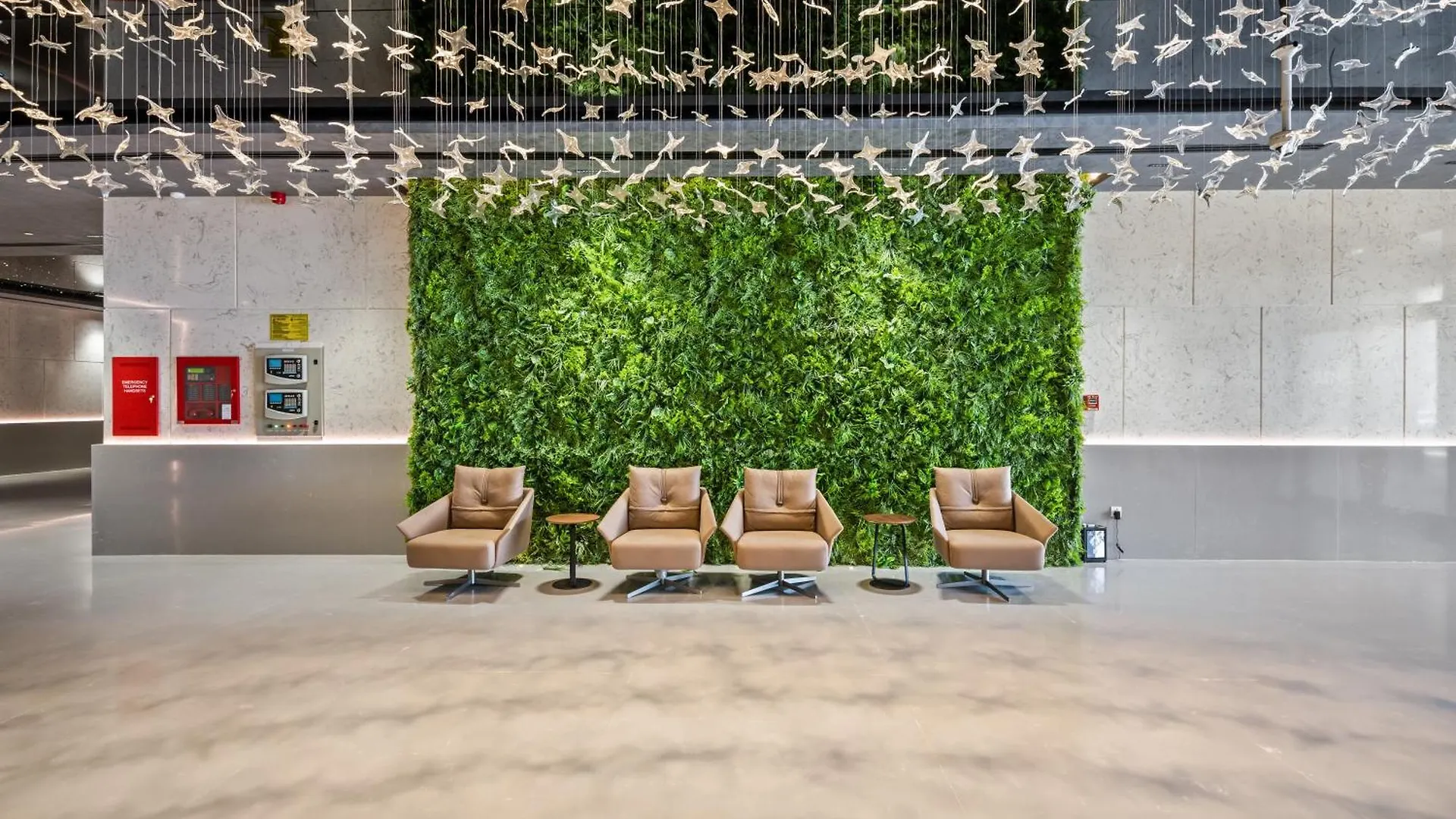 Stylish Urban Oasis W Balcony Apartment Dubai
