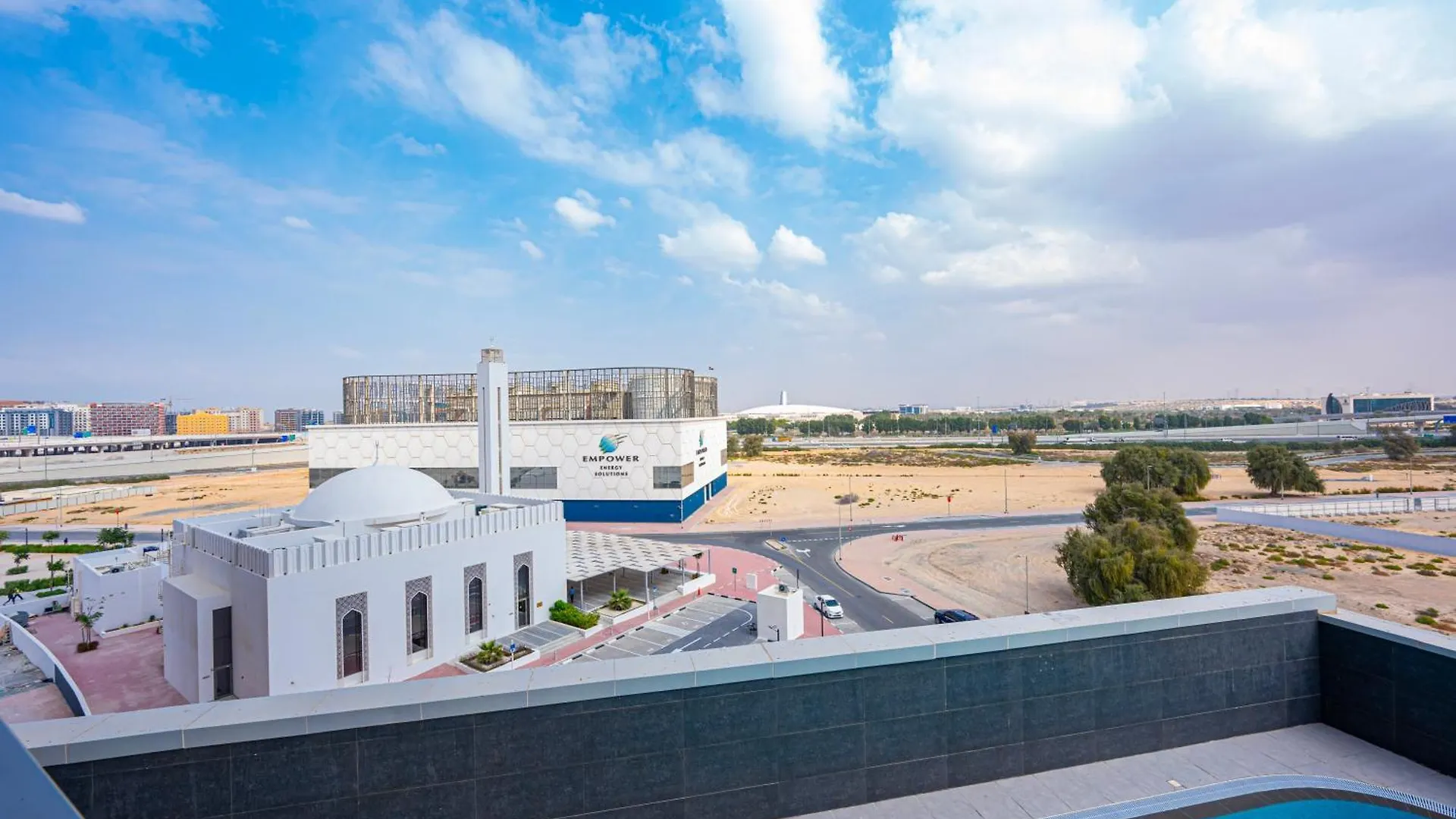Stylish Urban Oasis W Balcony Apartment Dubai United Arab Emirates